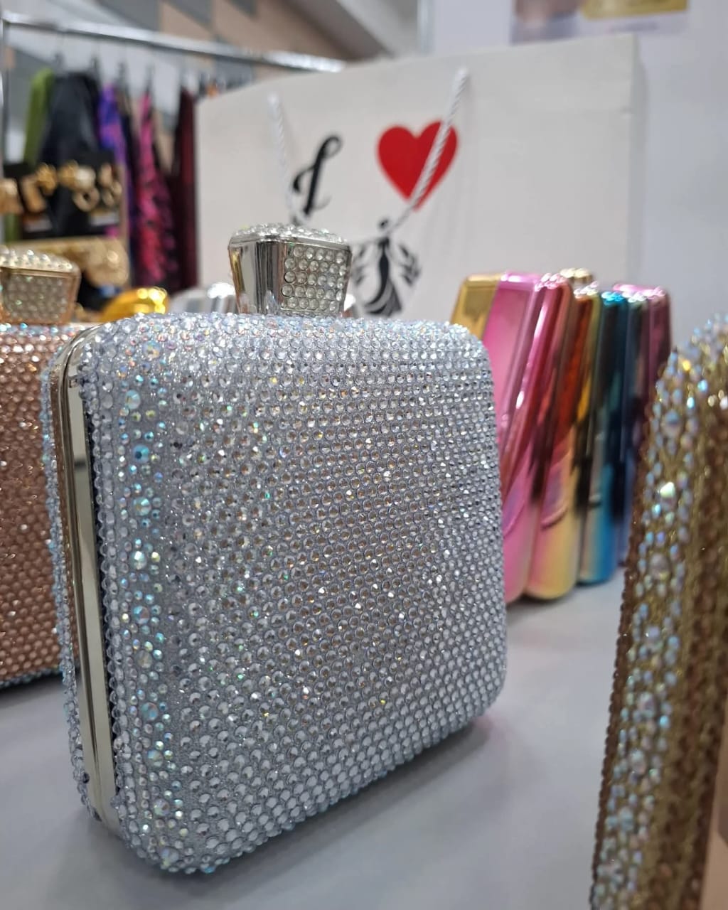 CLUTCH BAG