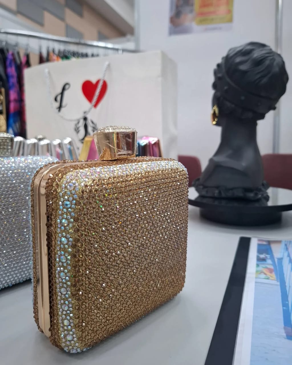 CLUTCH BAG