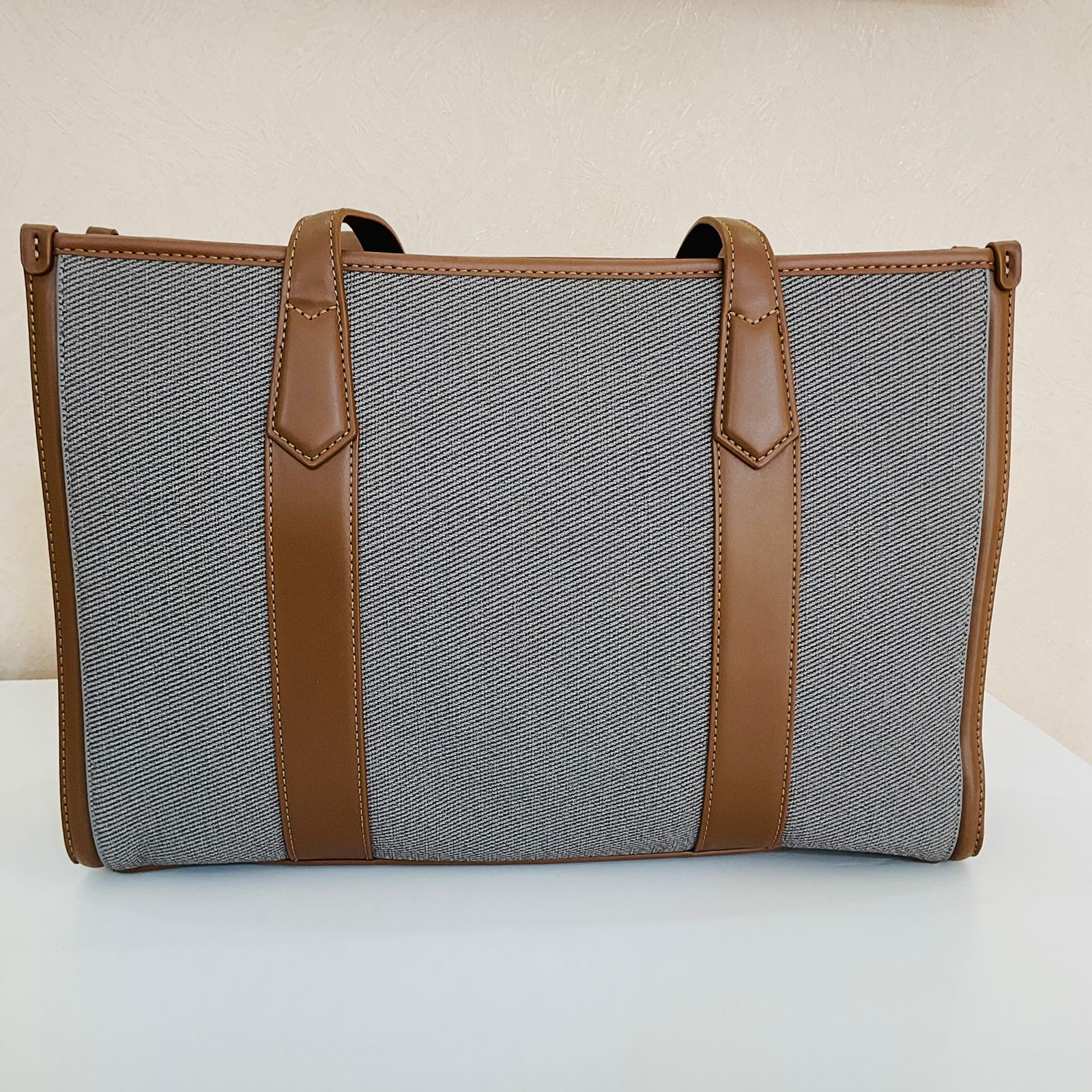 GREY BROWN-STRAP BAG