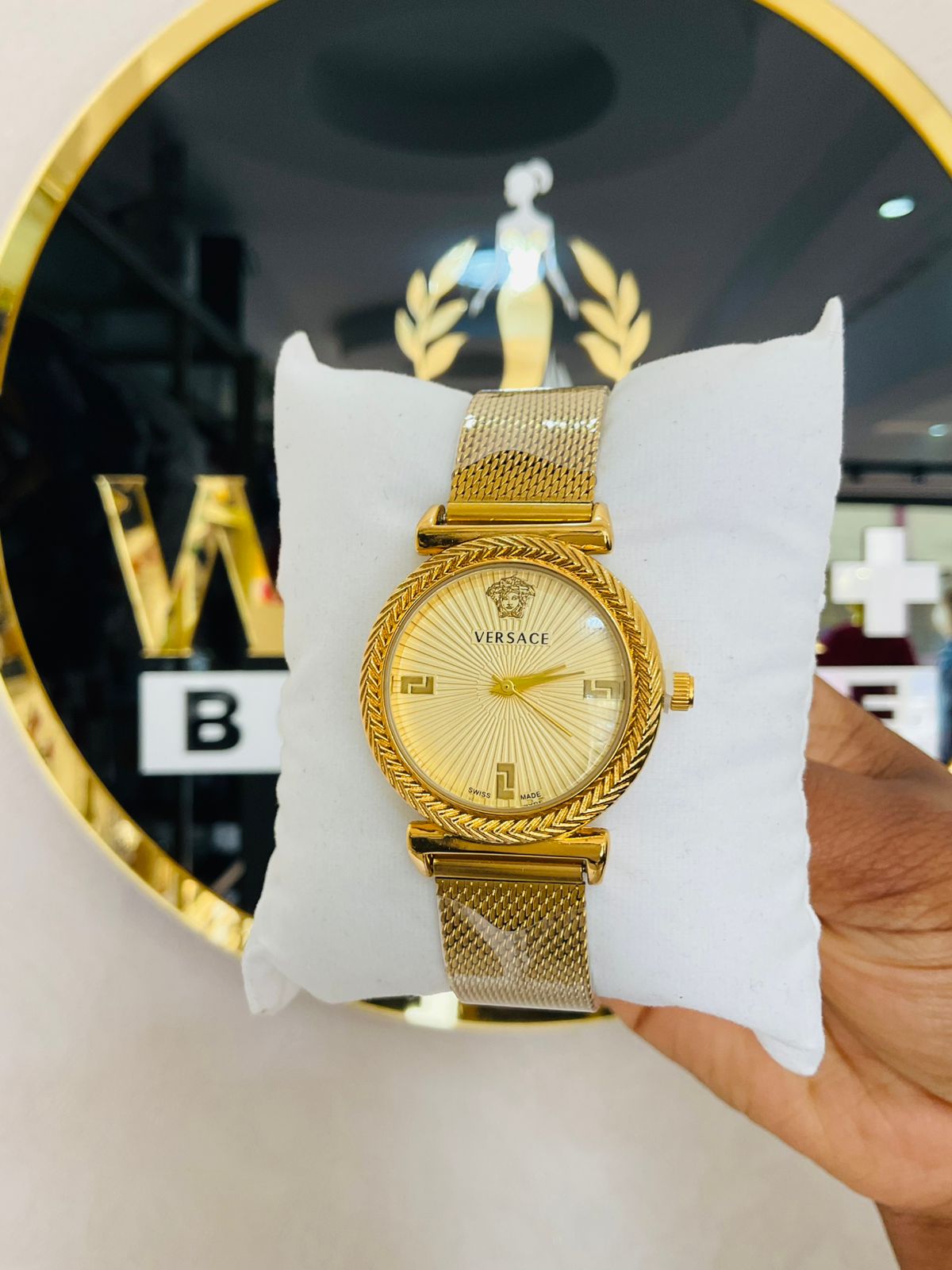 WHITE CK WATCH-GOLDEN STRAPS